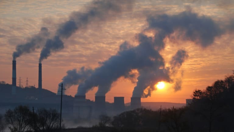 Study Suggests Air Pollution Not Linked with Rheumatoid Arthritis